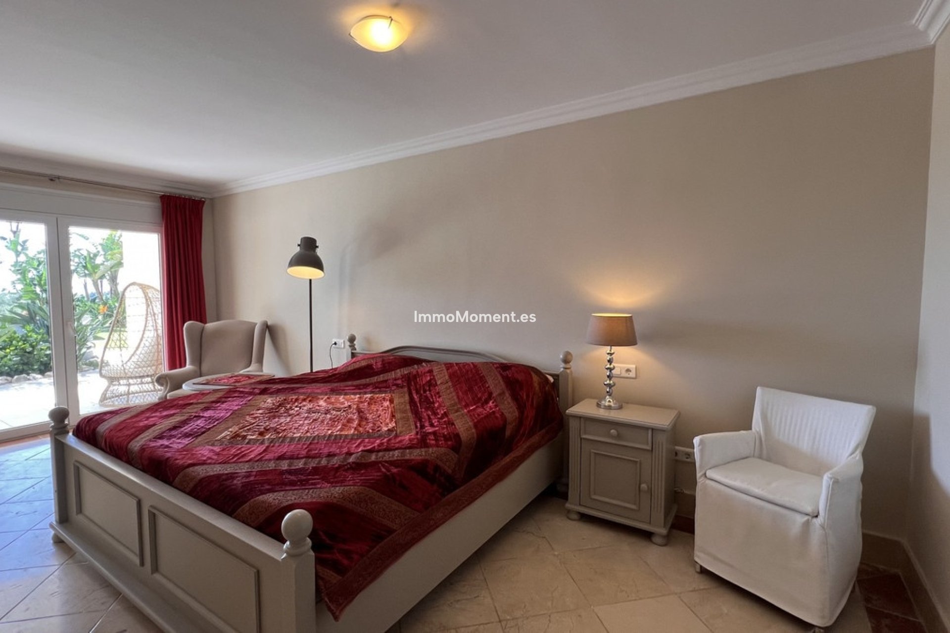 Reventa - Villa independiente - New Golden Mile - El Padron