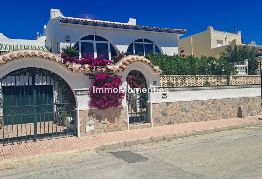 Reventa - Villa independiente - Orihuela - Blue Lagoon
