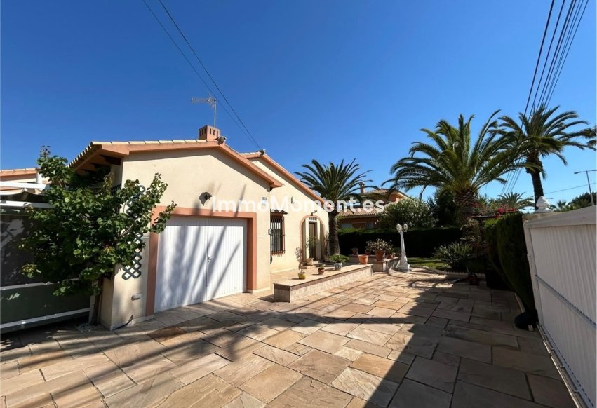 Reventa - Villa independiente - Orihuela Costa - Cabo roig - La Zenia