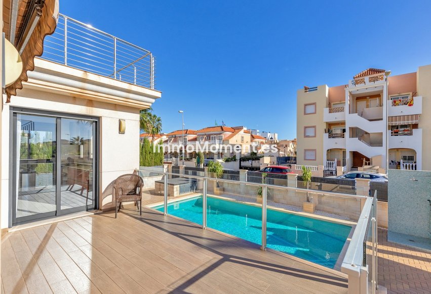 Reventa - Villa independiente - Orihuela Costa - Cabo roig - La Zenia