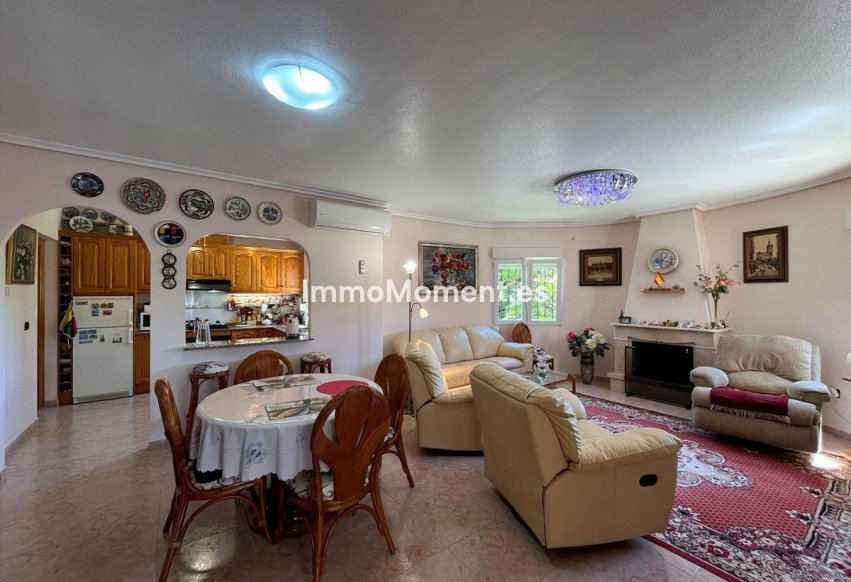 Reventa - Villa independiente - Orihuela Costa - Playa Flamenca
