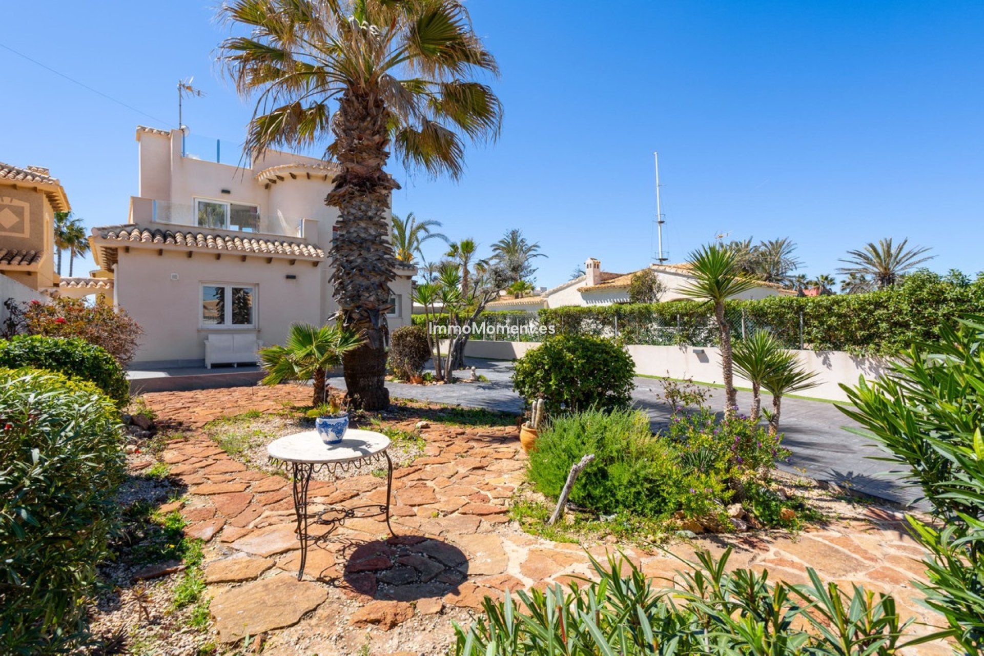 Reventa - Villa independiente - Orihuela Costa - Playa Flamenca