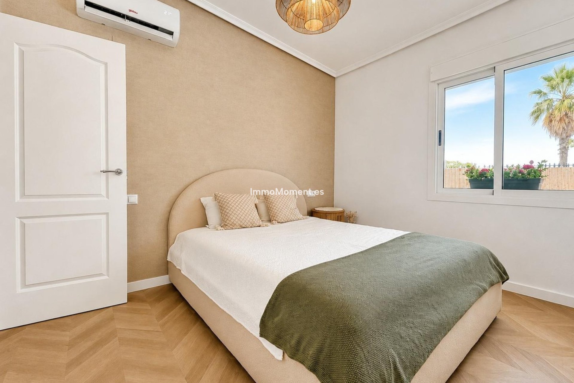 Reventa - Villa independiente - Orihuela Costa - Punta Prima
