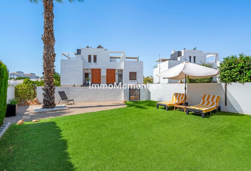 Reventa - Villa independiente - Orihuela Costa - Villamartín