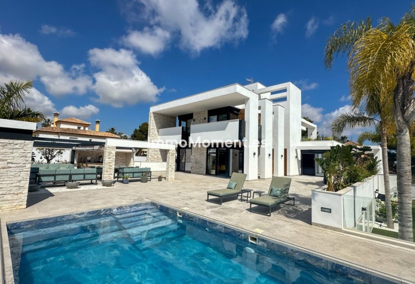 Reventa - Villa independiente - Orihuela Costa - Villamartín