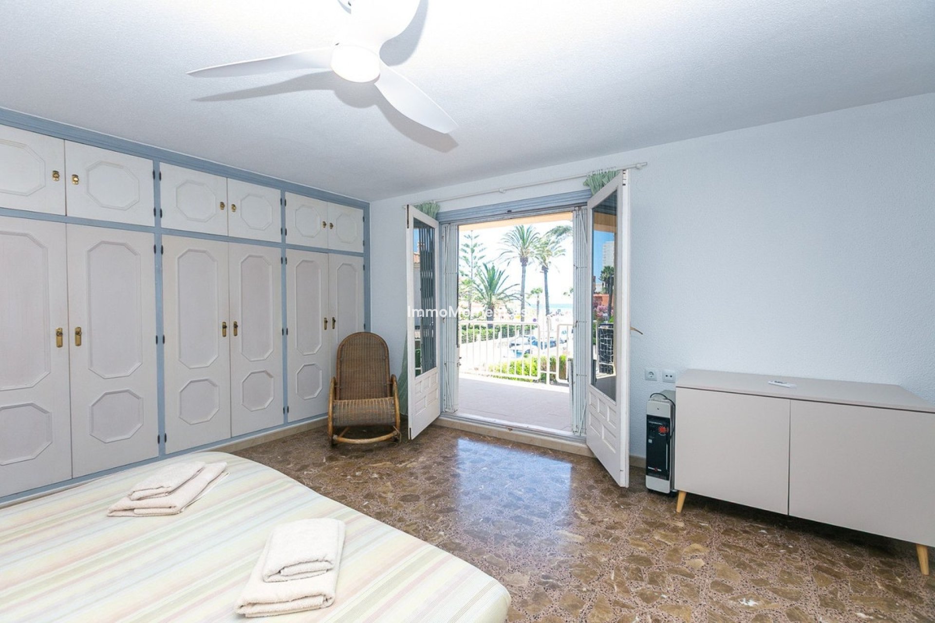 Reventa - Villa independiente - Orihuela Costa