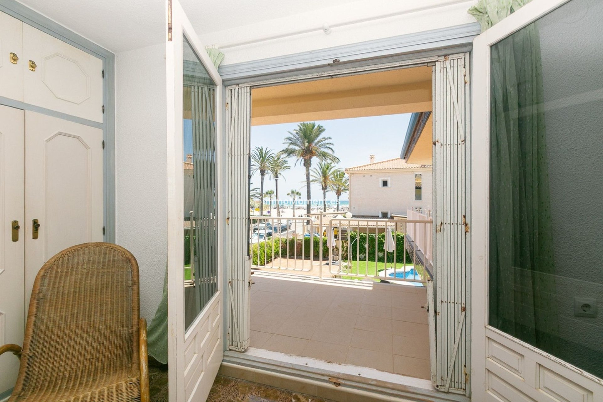 Reventa - Villa independiente - Orihuela Costa