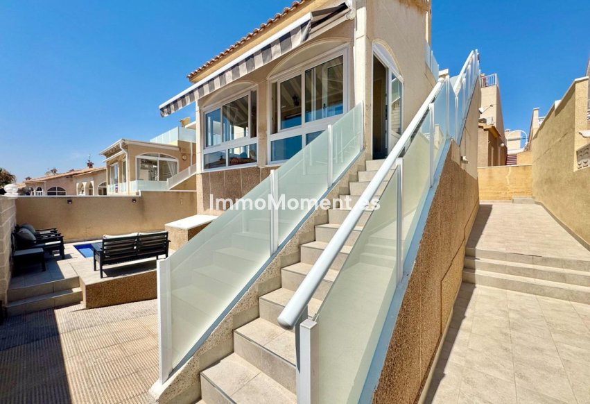 Reventa - Villa independiente - Orihuela - La Florida