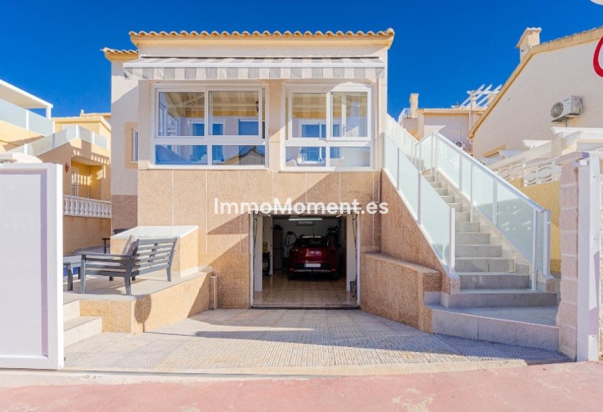 Reventa - Villa independiente - Orihuela - Los Altos