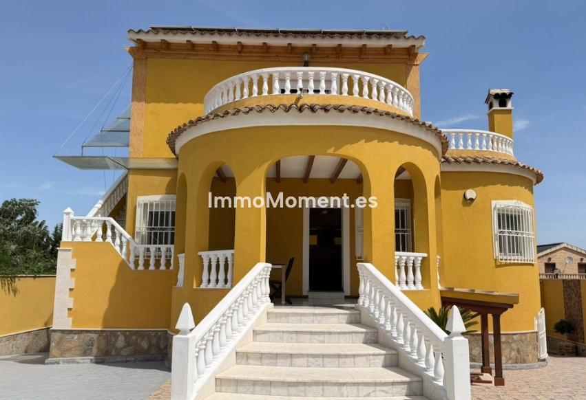 Reventa - Villa independiente - Orihuela - Orihuela Centro