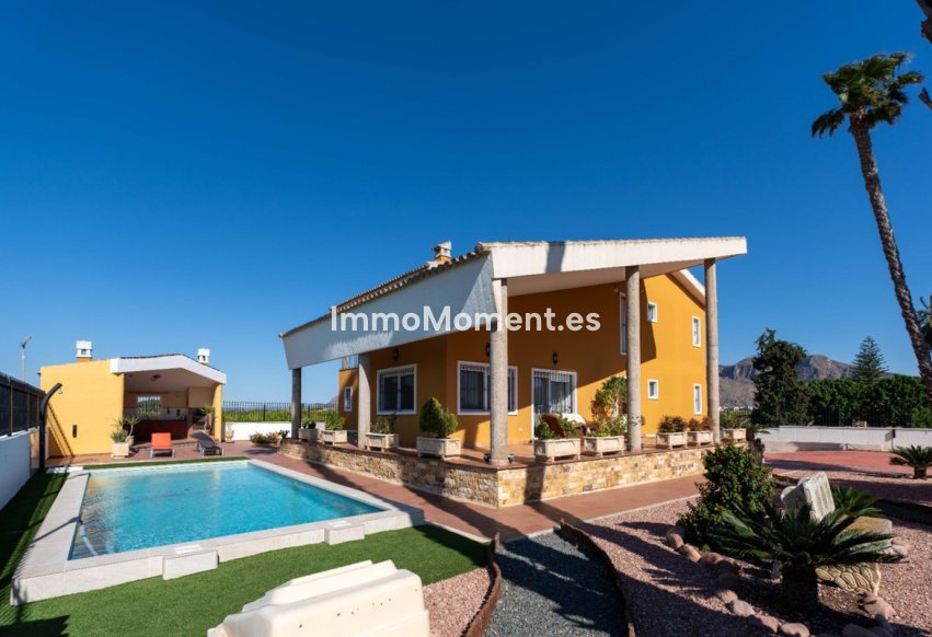 Reventa - Villa independiente - Orihuela - Orihuela Centro
