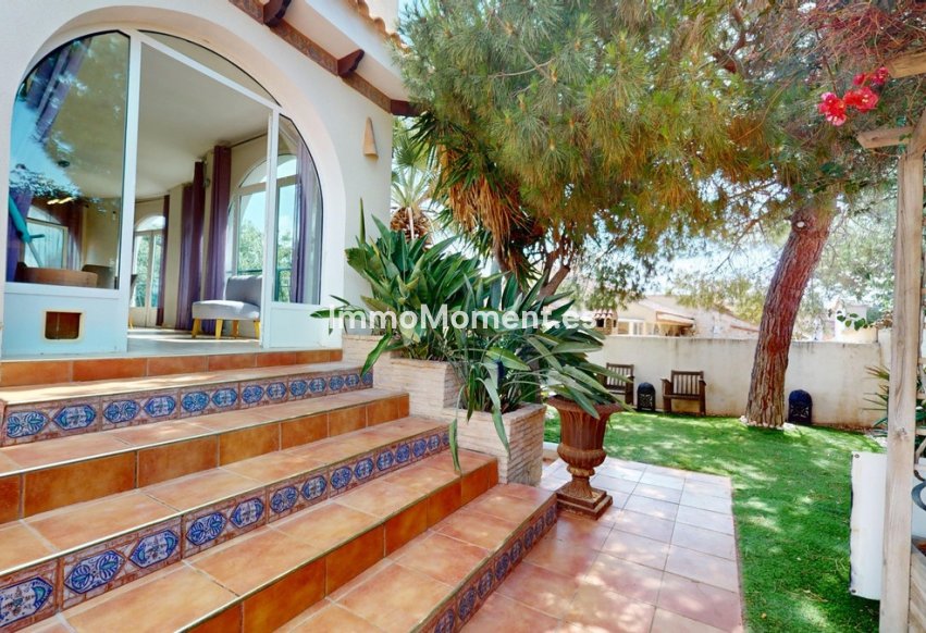 Reventa - Villa independiente - Orihuela - Orihuela Costa