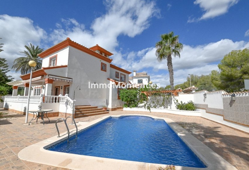 Reventa - Villa independiente - Orihuela - Orihuela Costa