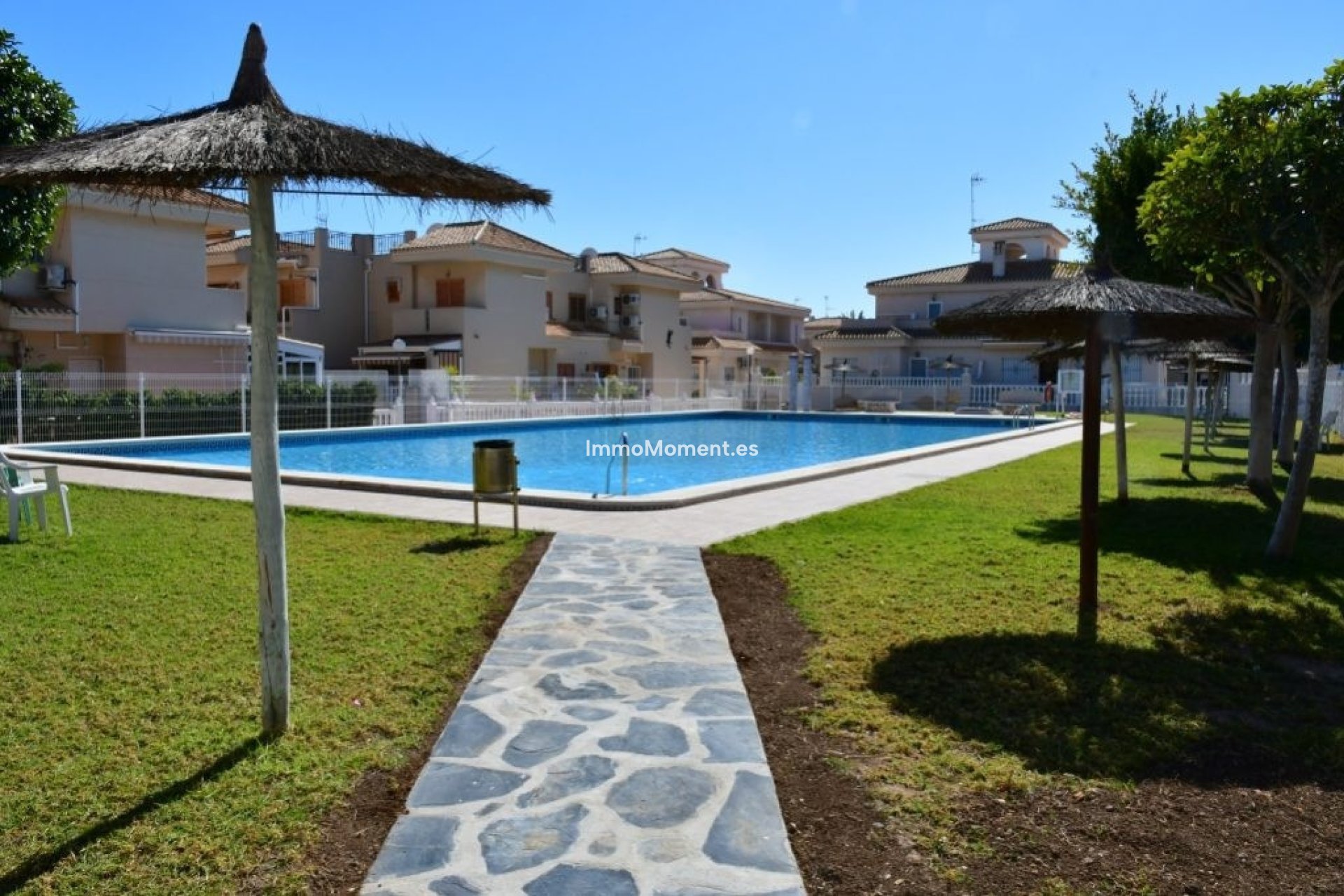Reventa - Villa independiente - Orihuela - Playa Flamenca