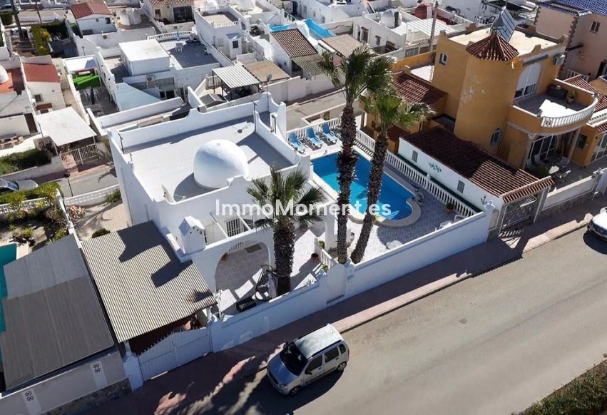 Reventa - Villa independiente - Orihuela - Villamartin