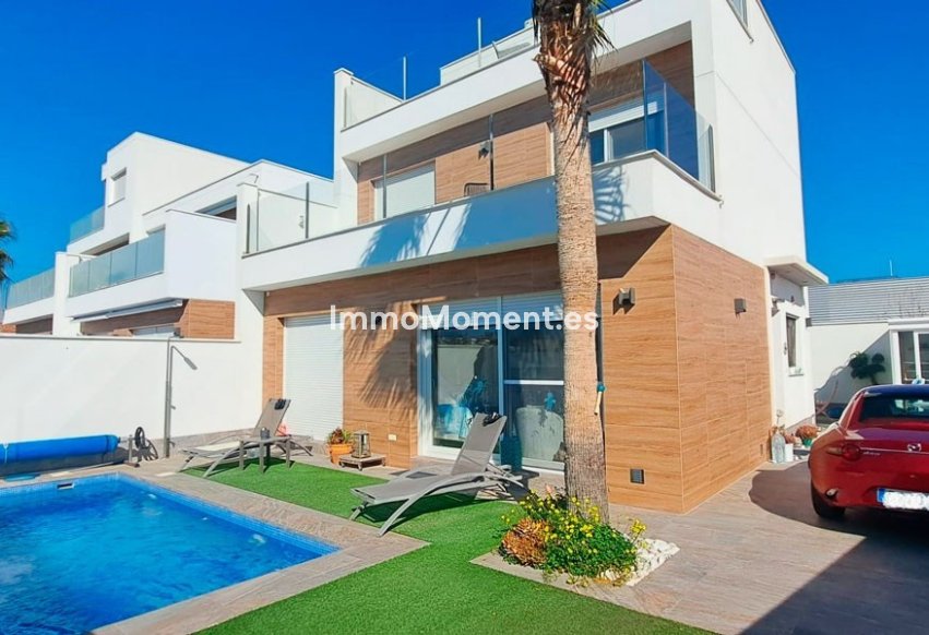 Reventa - Villa independiente - Pilar de la Horadada - Pilar de la Horadada Centro