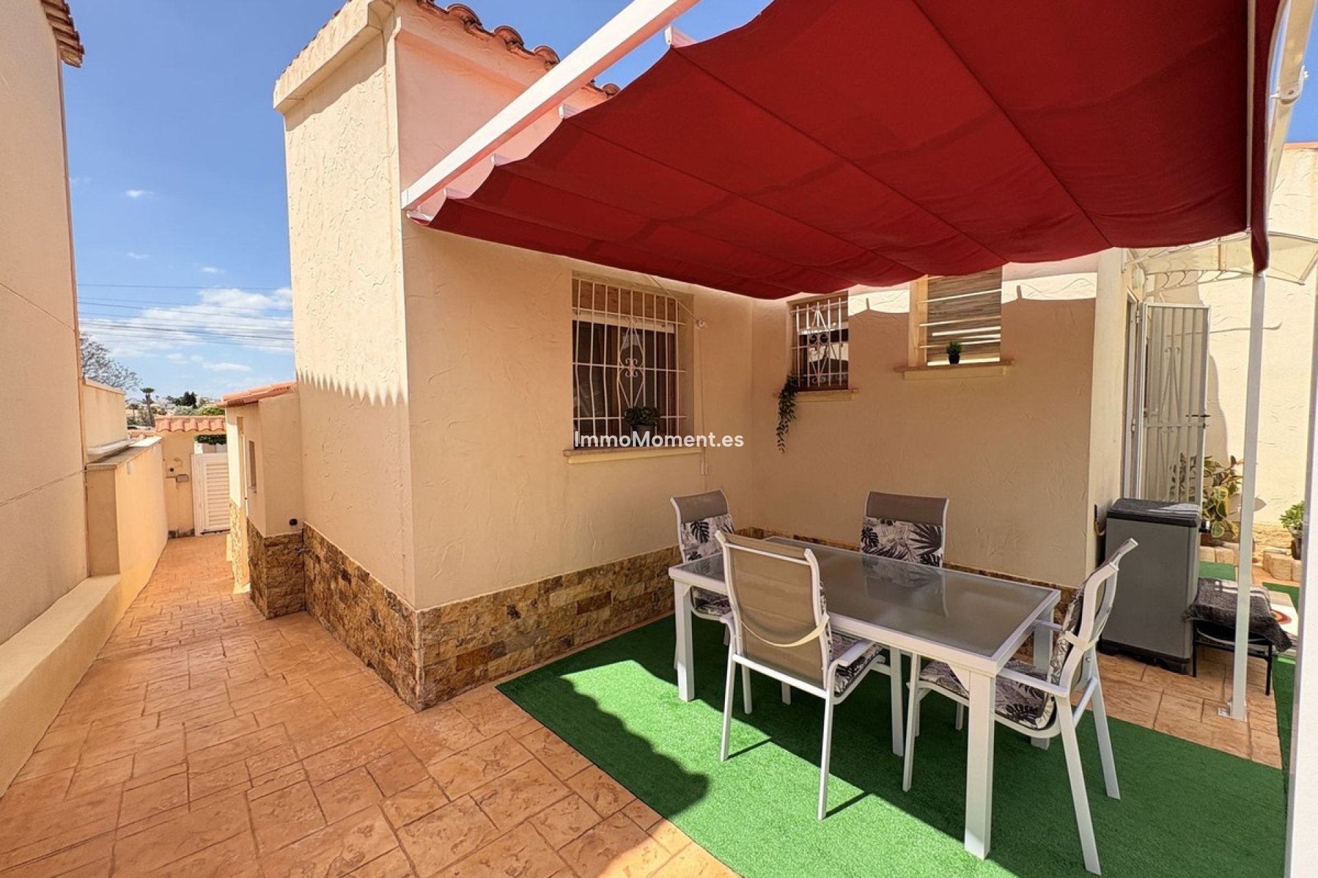Reventa - Villa independiente - San Fulgencio - La Marina