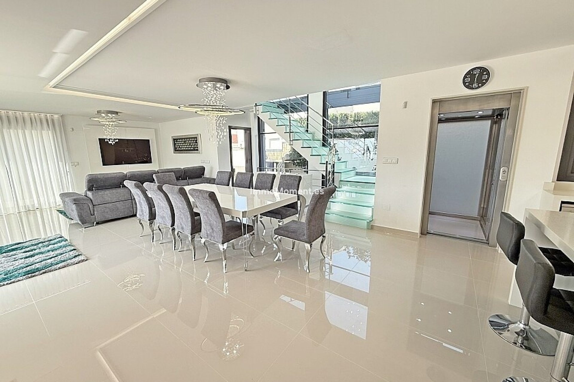 Reventa - Villa independiente - San Miguel de Salinas - San Miguel de Salinas Centro
