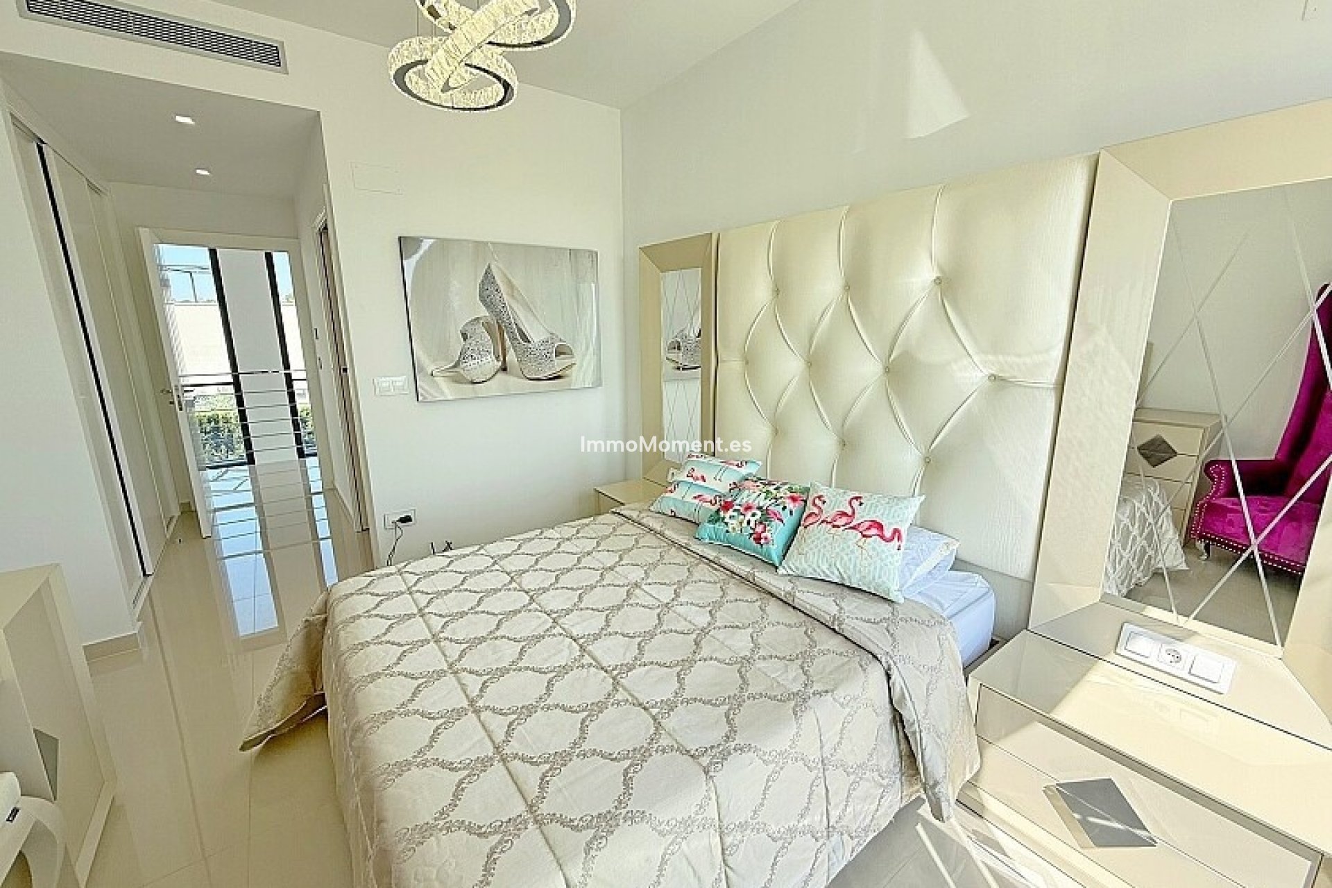 Reventa - Villa independiente - San Miguel de Salinas - San Miguel de Salinas Centro