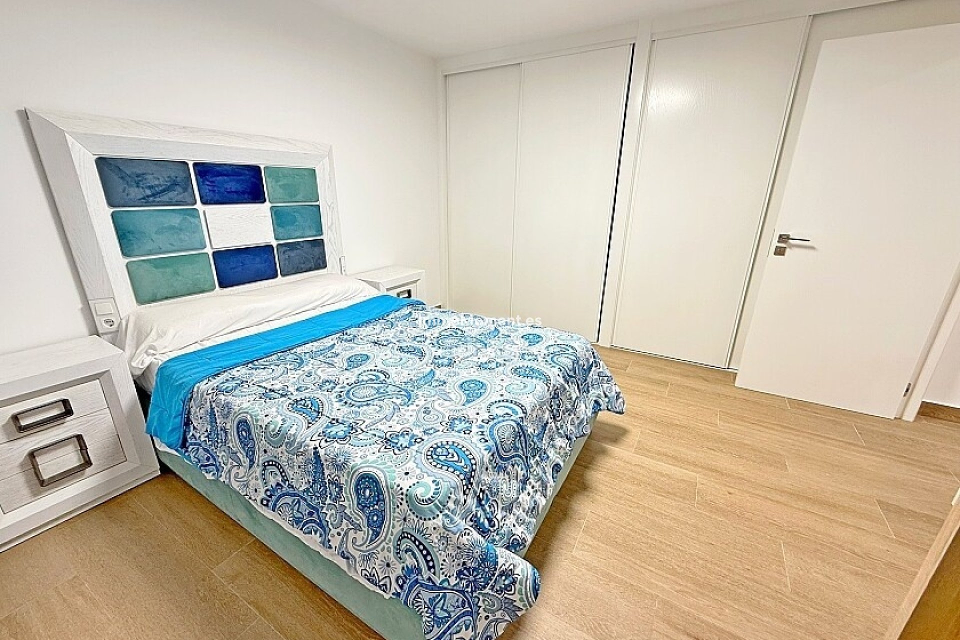 Reventa - Villa independiente - San Miguel de Salinas - San Miguel de Salinas Centro