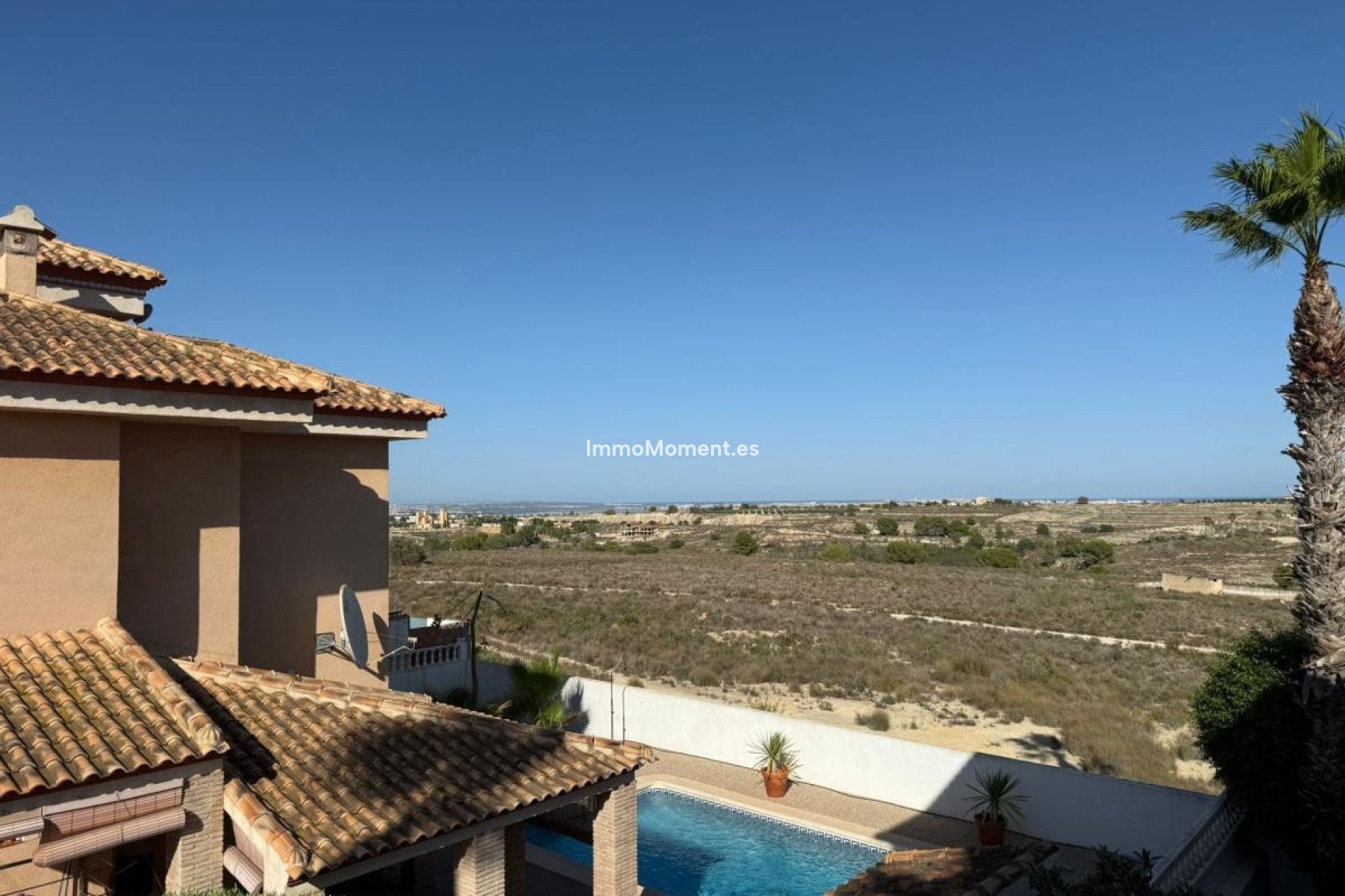 Reventa - Villa independiente - San Miguel de Salinas - San Miguel de Salinas Centro