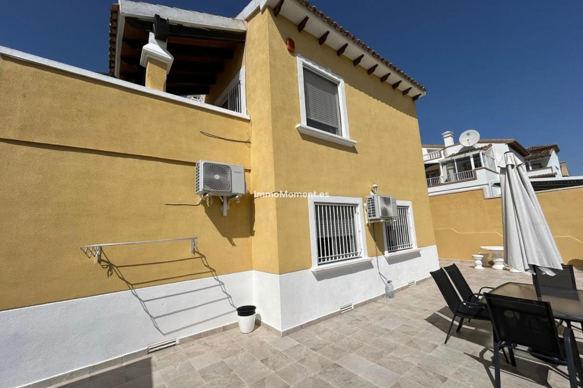 Reventa - Villa independiente - San Miguel de Salinas - San Miguel de Salinas Centro