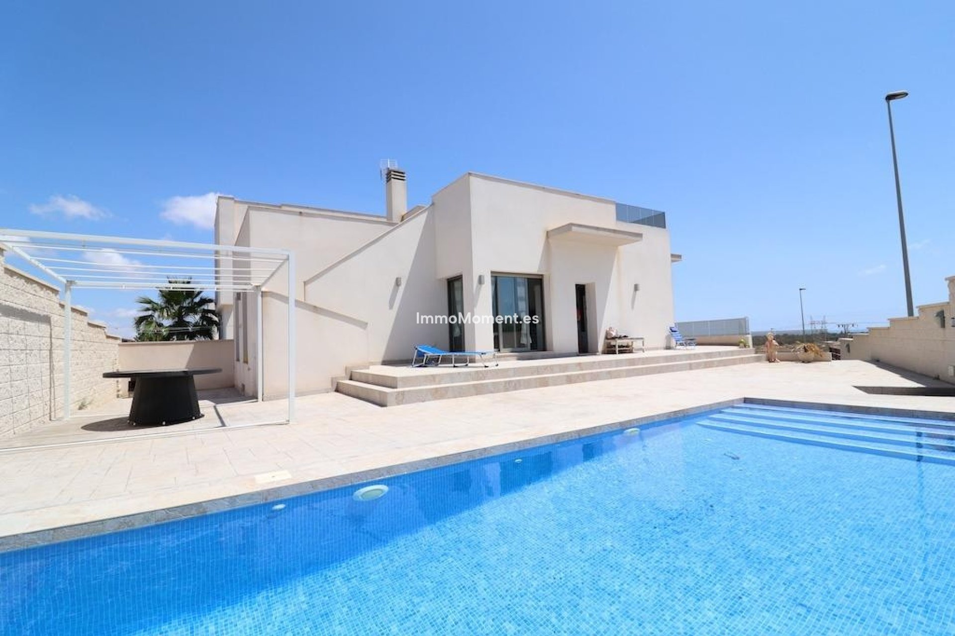 Reventa - Villa independiente - San Miguel de Salinas - San Miguel de Salinas Centro