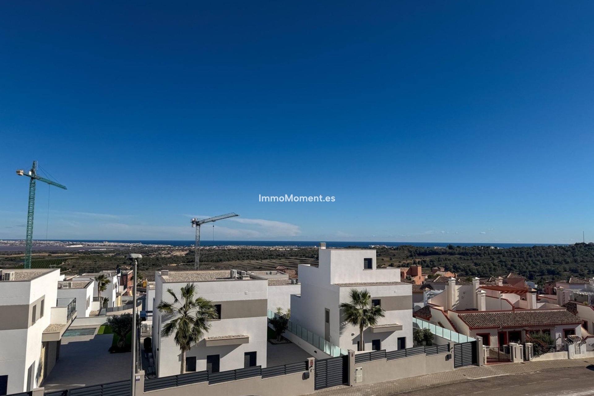 Reventa - Villa independiente - San Miguel de Salinas - San Miguel de Salinas Centro