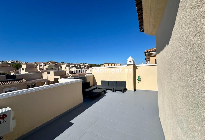 Reventa - Villa independiente - San Miguel de Salinas - San Miguel de Salinas Centro