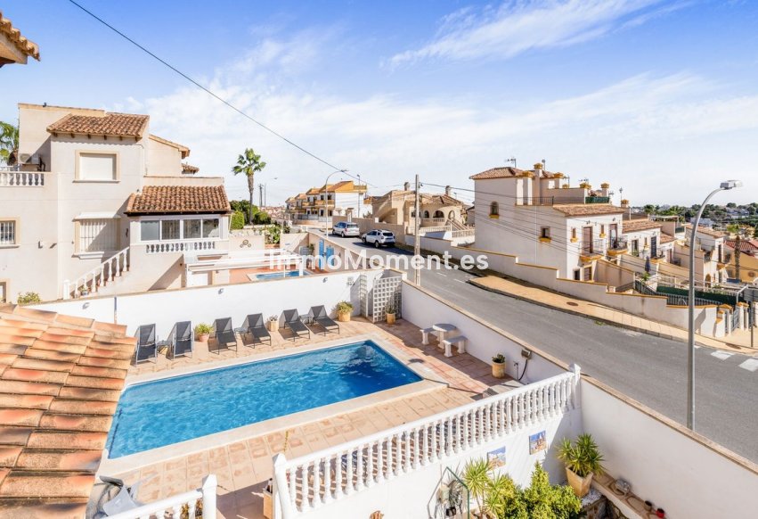 Reventa - Villa independiente - San Miguel de Salinas - San Miguel de Salinas Centro