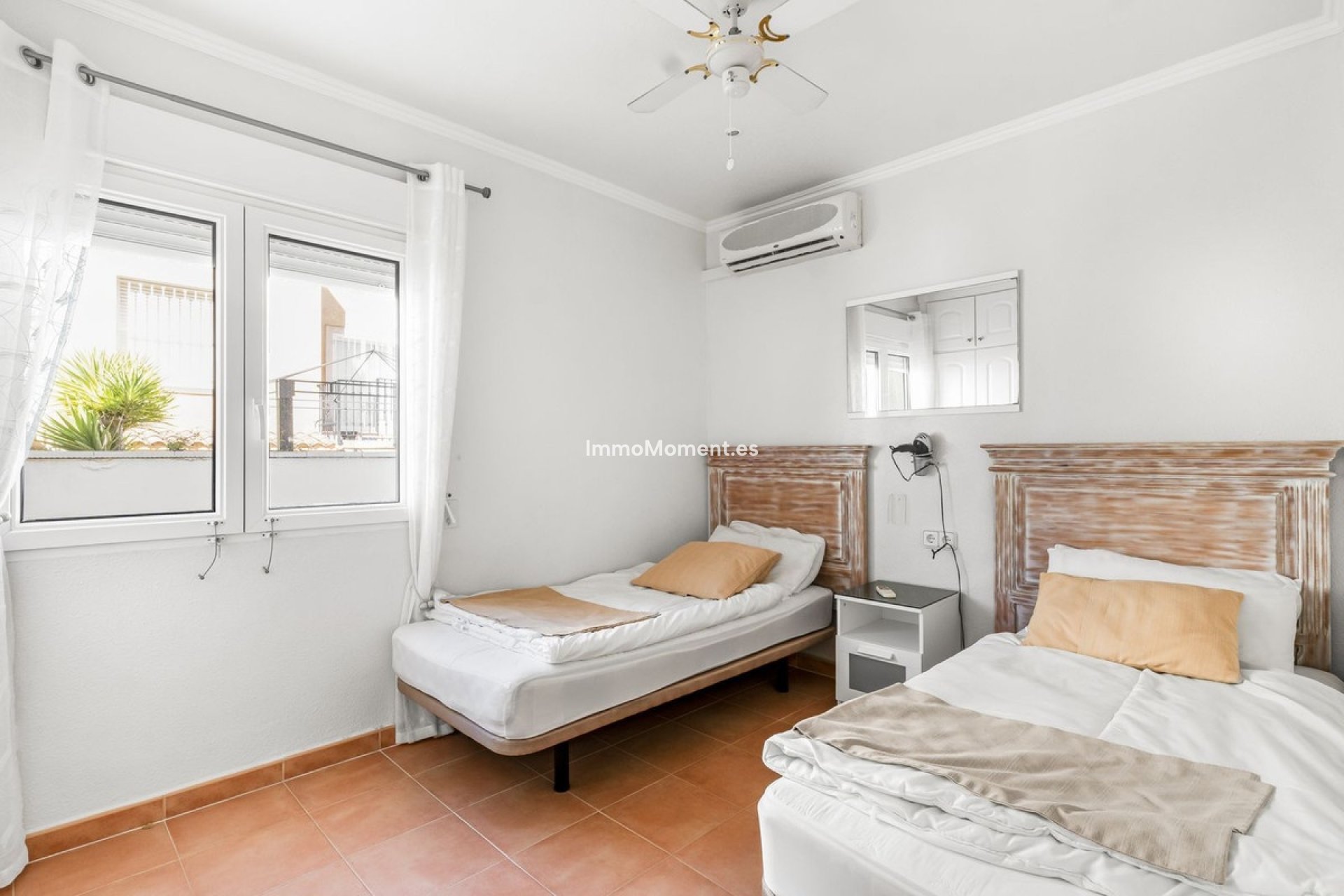 Reventa - Villa independiente - San Miguel de Salinas - San Miguel de Salinas Centro