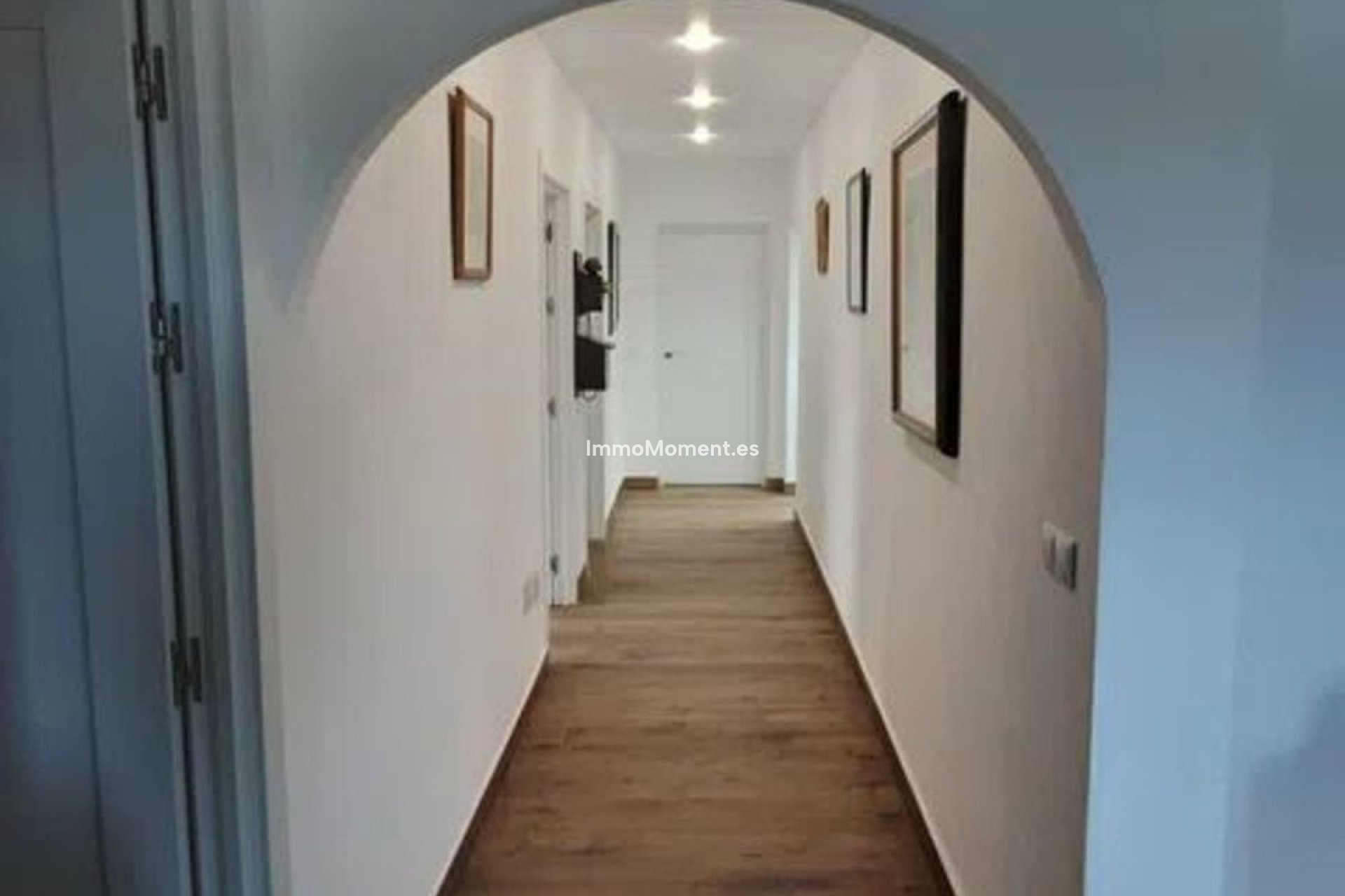Reventa - Villa independiente - San Miguel de Salinas - San Miguel de Salinas Centro