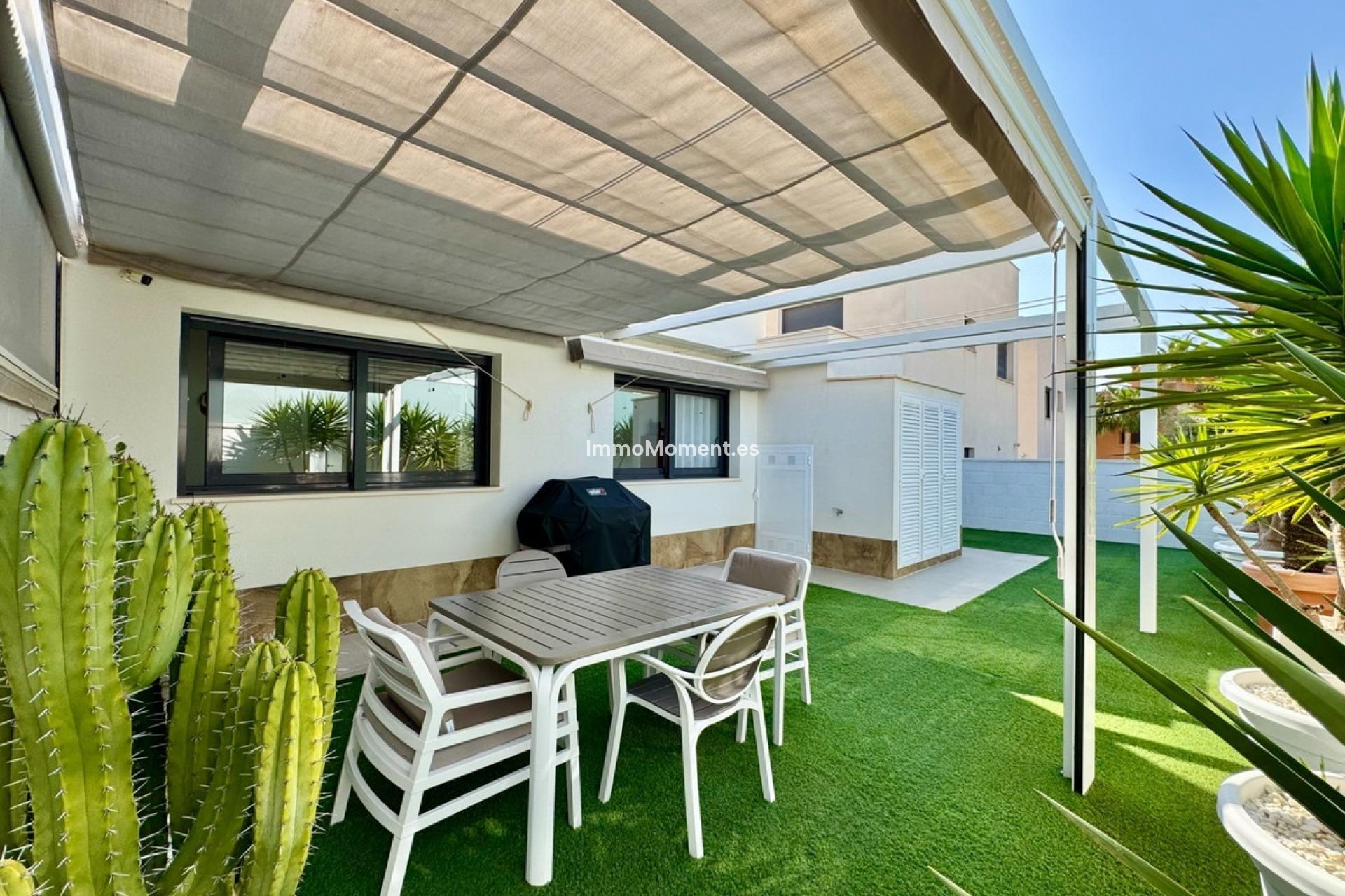 Reventa - Villa independiente - San Miguel de Salinas - San Miguel de Salinas Centro