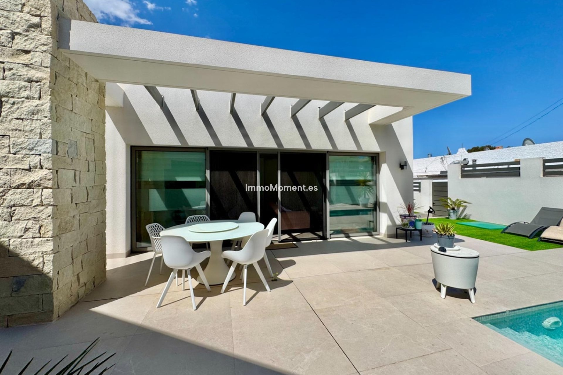 Reventa - Villa independiente - San Miguel de Salinas - San Miguel de Salinas Centro
