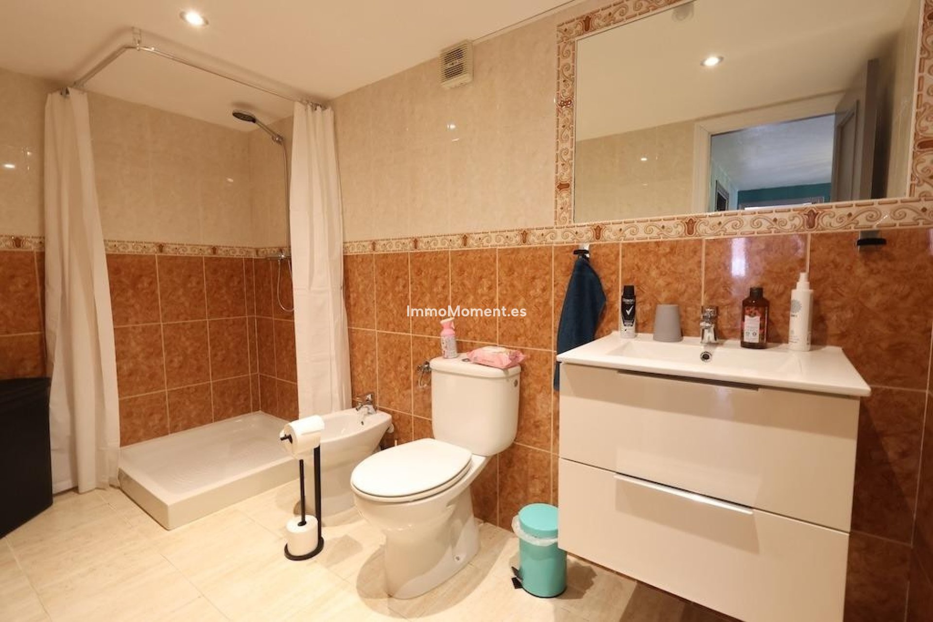 Reventa - Villa independiente - San Miguel de Salinas - San Miguel de Salinas Centro