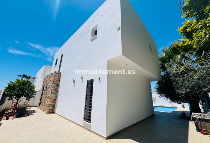 Reventa - Villa independiente - San Pedro del Pinatar - Lo Pagan