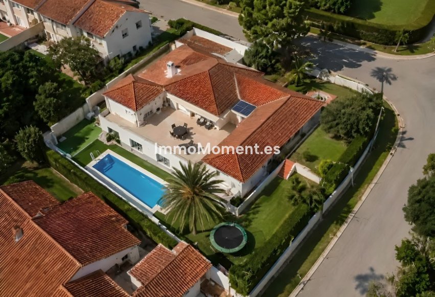Reventa - Villa independiente - Sotogrande - Sotogrande Costa