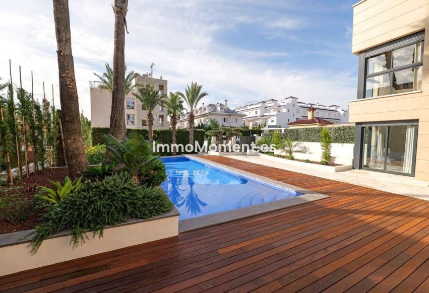 Reventa - Villa independiente - Torrevieja - La Veleta