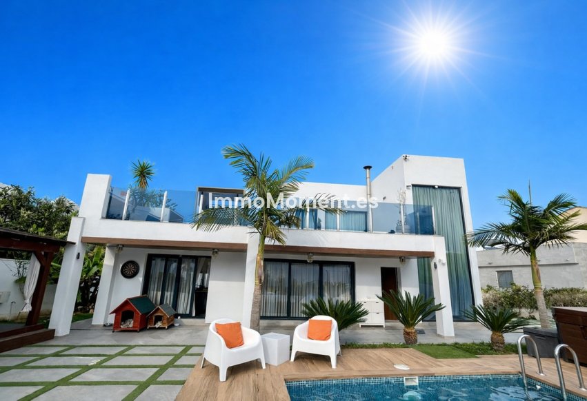Reventa - Villa independiente - Torrevieja - Los Balcones - Los Altos del Edén