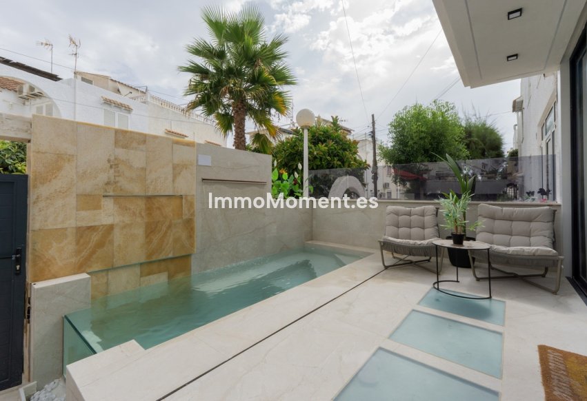 Reventa - Villa independiente - Torrevieja - Torrevieja Centro