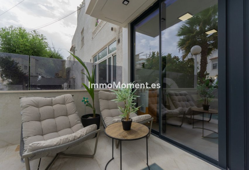 Reventa - Villa independiente - Torrevieja - Torrevieja Centro