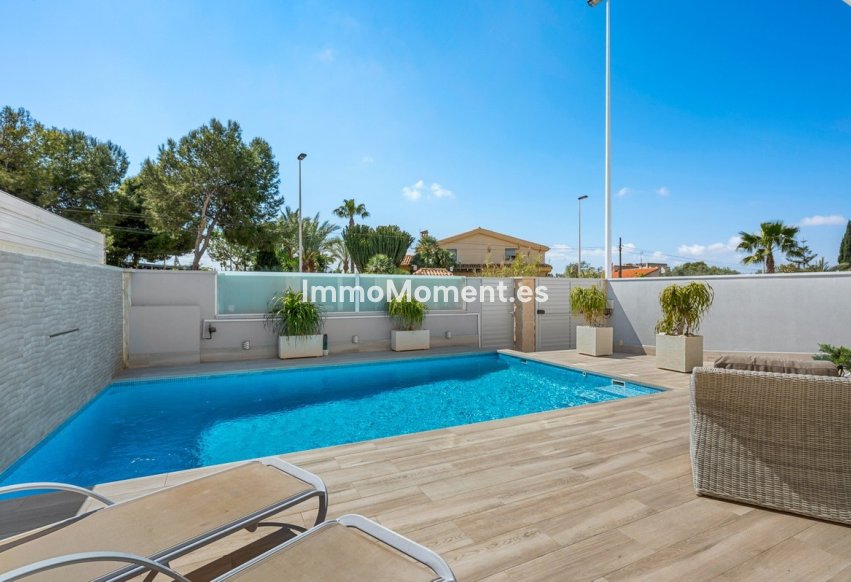 Reventa - Villa independiente - Torrevieja - Torrevieja Centro
