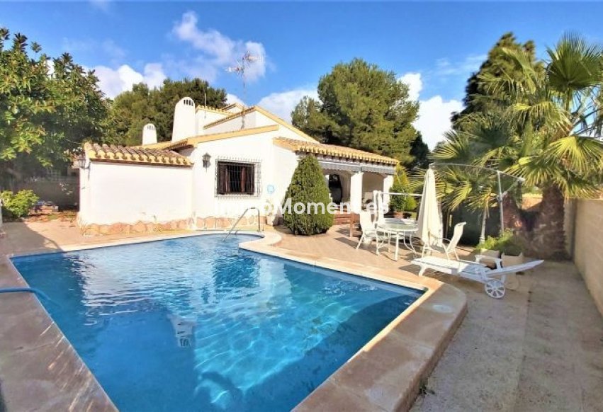 Reventa - Villa independiente - Torrevieja - Torrevieja Centro