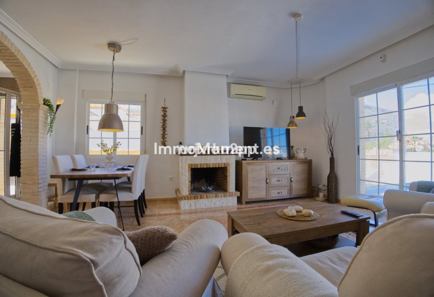 Reventa - Villa independiente - Torrevieja - Torrevieja Centro