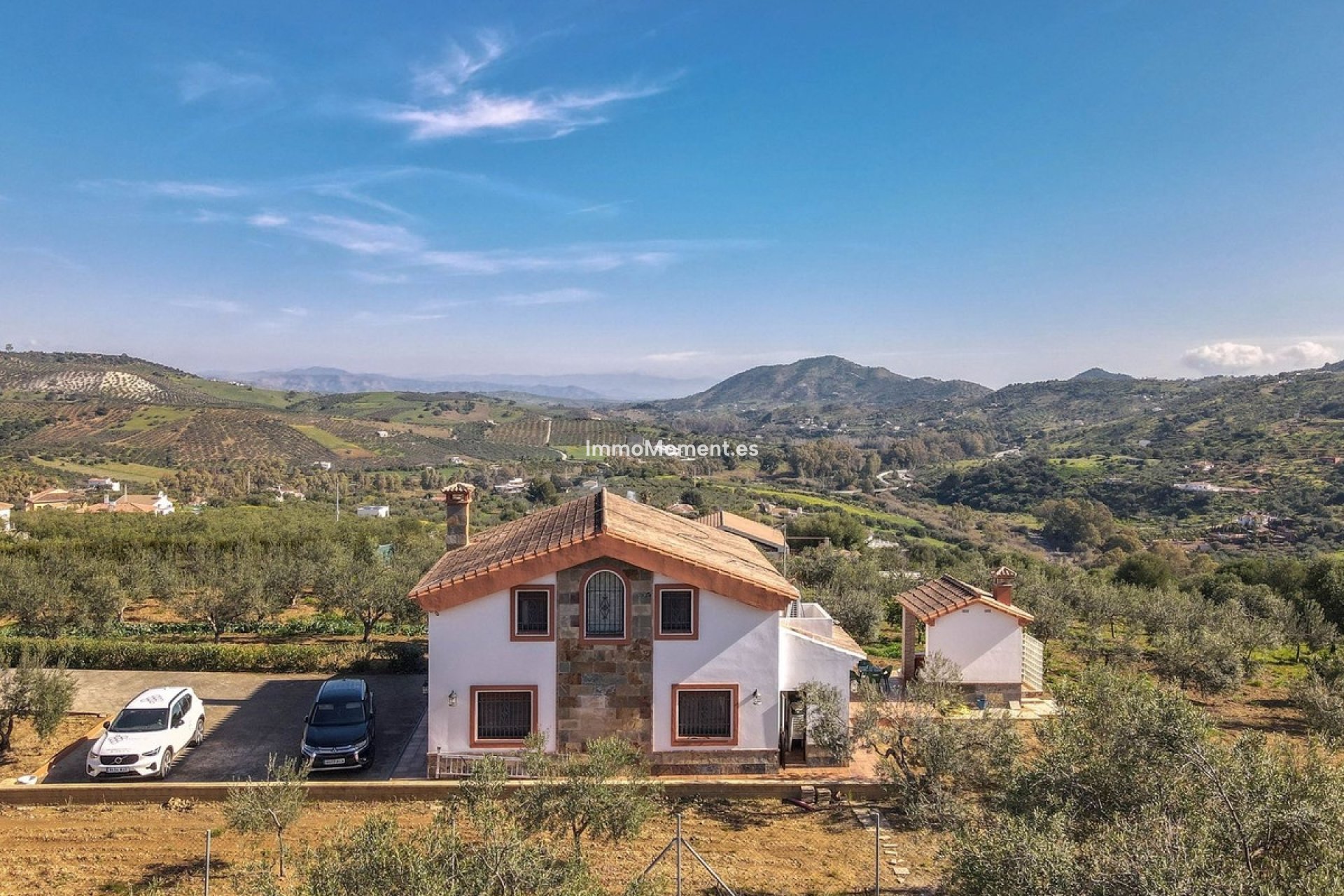 Reventa - Villa - Interior  - Guaro