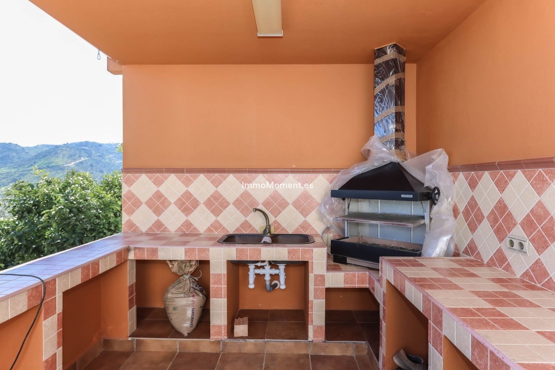 Reventa - Villa - Interior  - Guaro