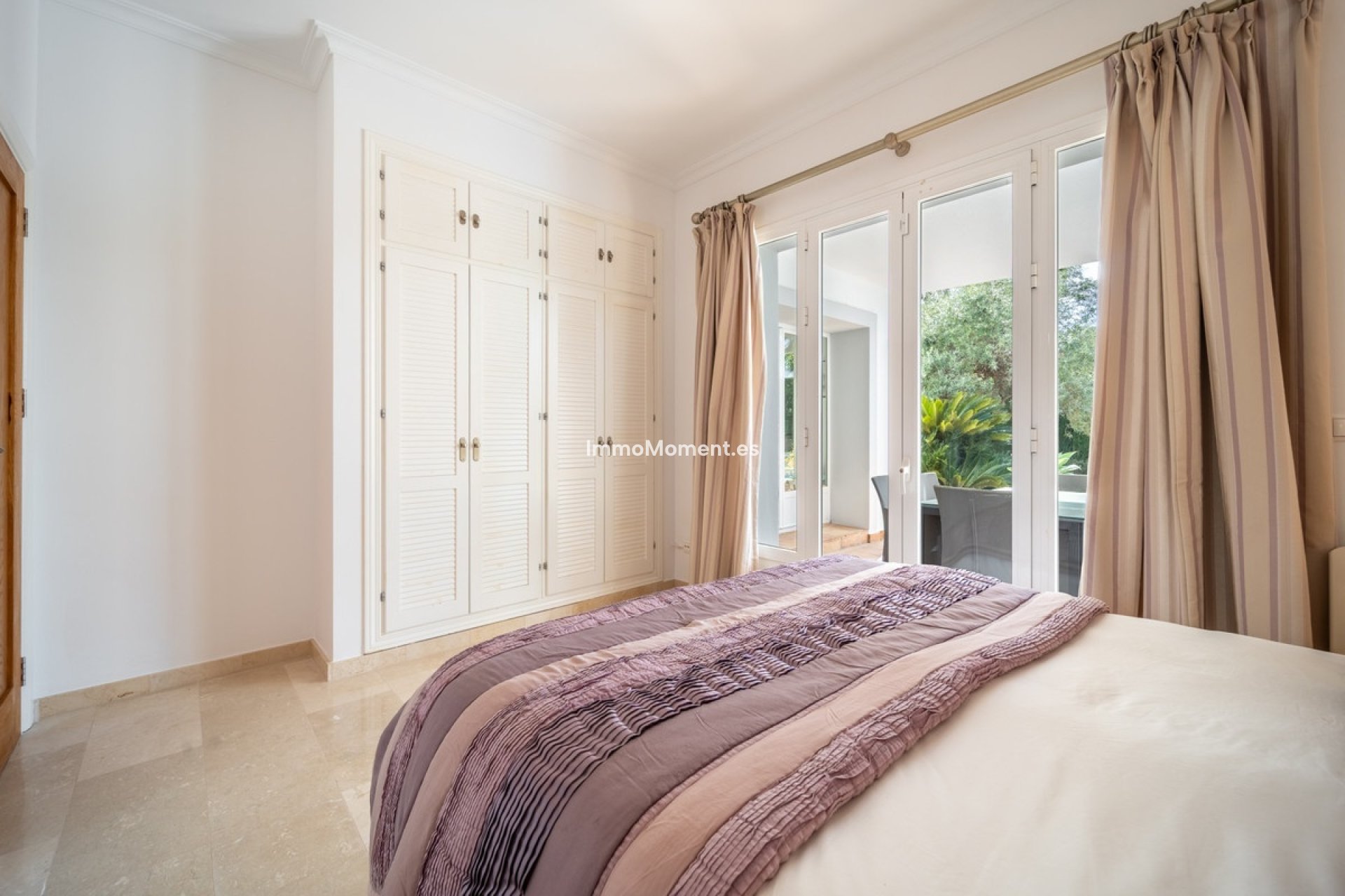 Reventa - Villa - Interior  - Istán