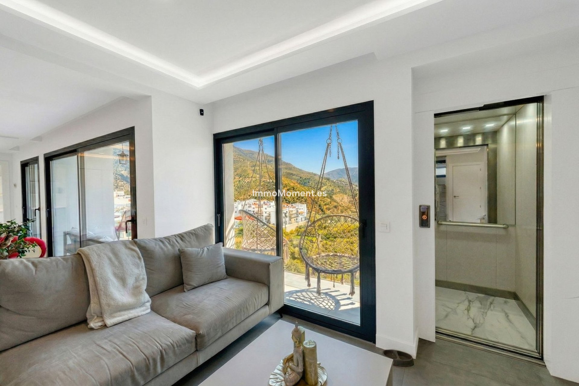 Reventa - Villa - Interior  - Istán