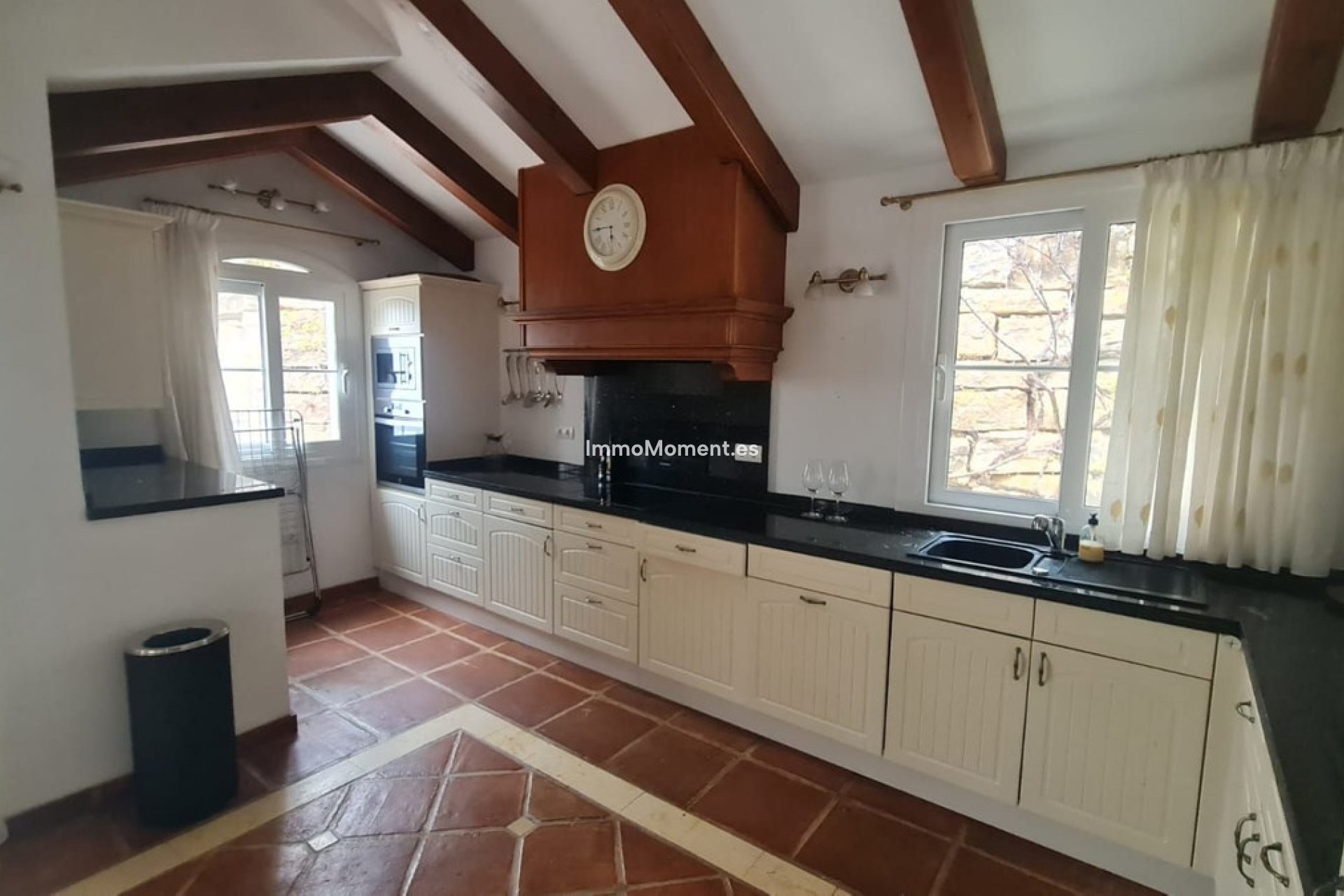 Reventa - Villa - Interior  - Istán