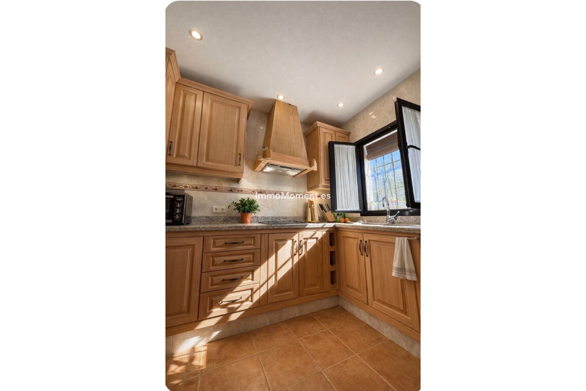 Reventa - Villa - Interior  - Istán